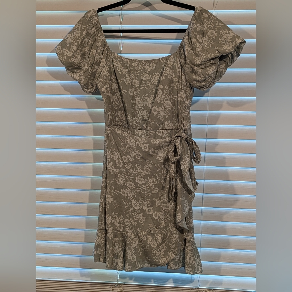 Trixxi Green Floral Wrap Dress